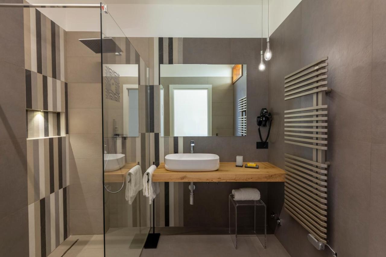 Qui Vicino Boutique Rooms And Suites Trapani Exterior photo