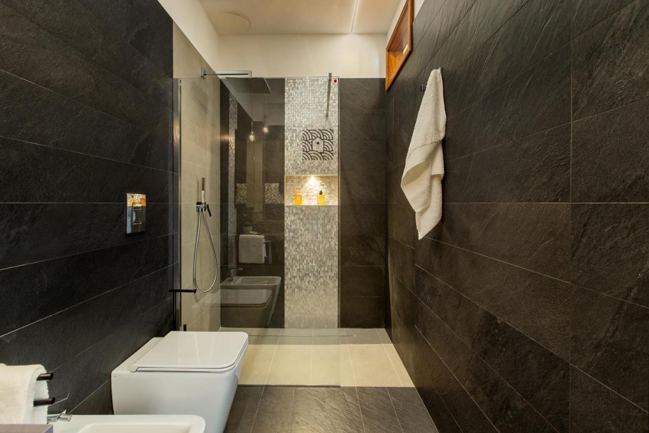 Qui Vicino Boutique Rooms And Suites Trapani Exterior photo