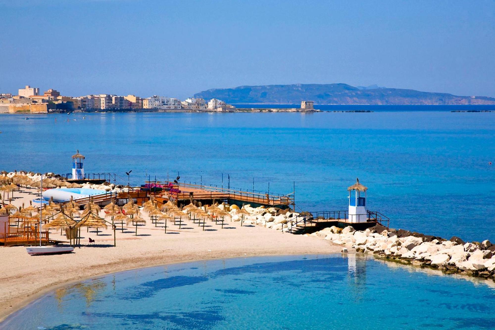Qui Vicino Boutique Rooms And Suites Trapani Exterior photo